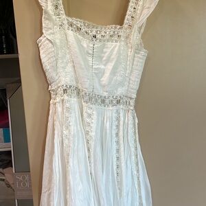Elegant White Lace Dress